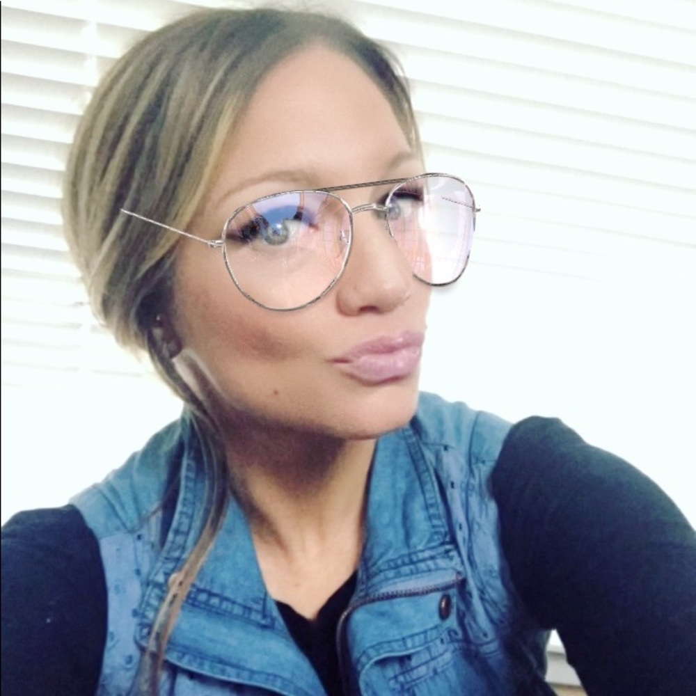 Meet your Posher, Gina